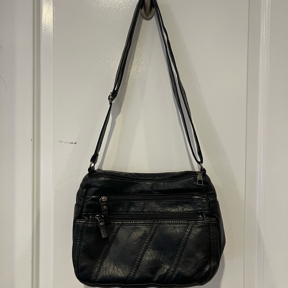 Elegant Black Shoulder Bag